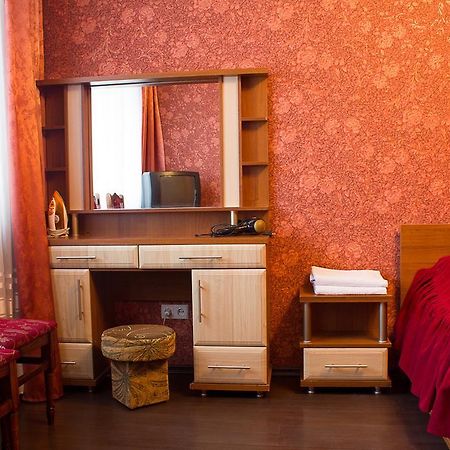 Apartments Near Center ヴィーンヌィツャ エクステリア 写真